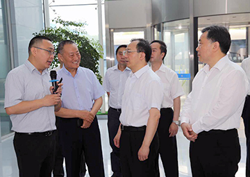 国务委员、国务院秘书长， 时任江苏省委书记吴政隆调研6163银河科技